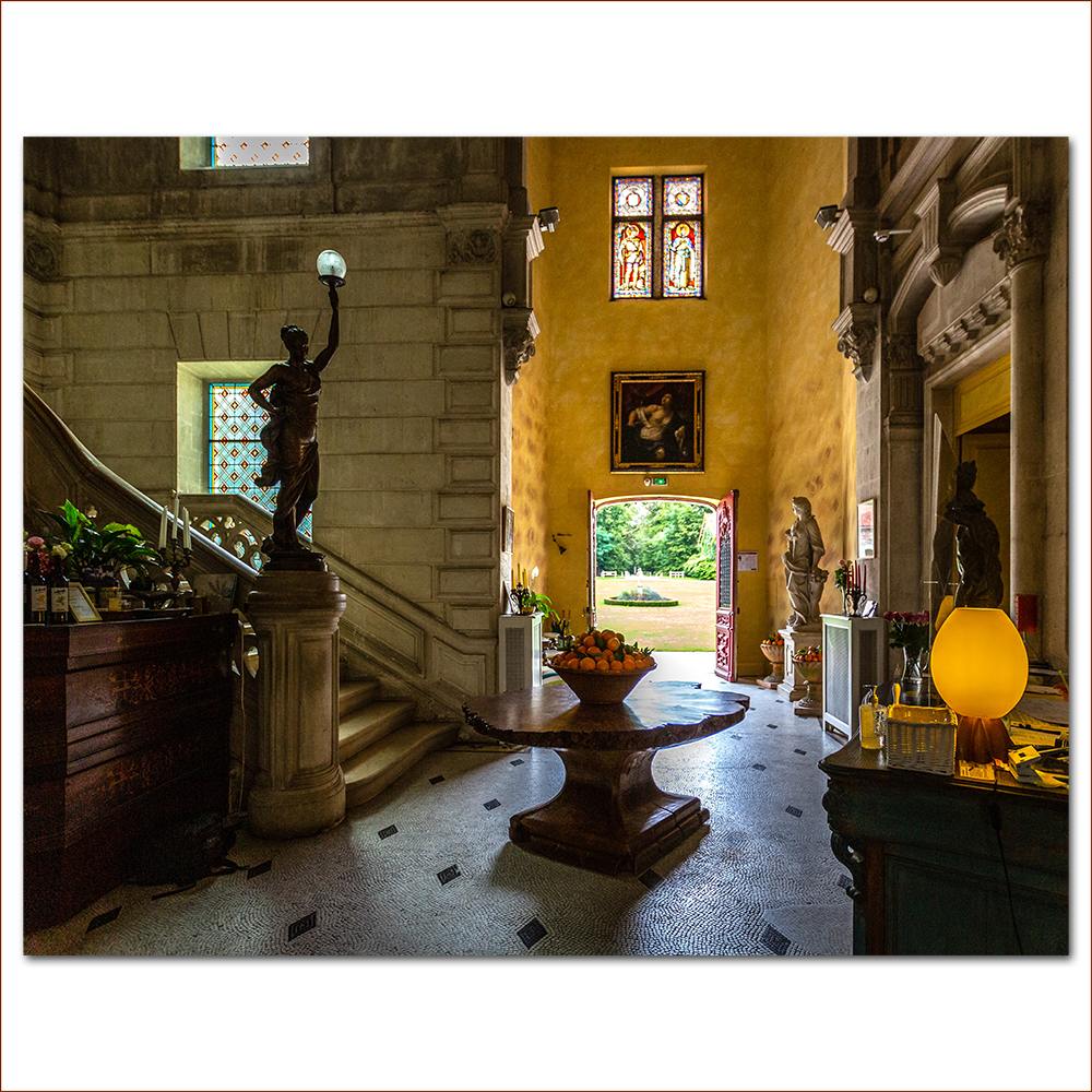 PHOTOGRAPHE ANGOULÊME CHAMPNIERS LOCAL MAGASIN CHATEAU